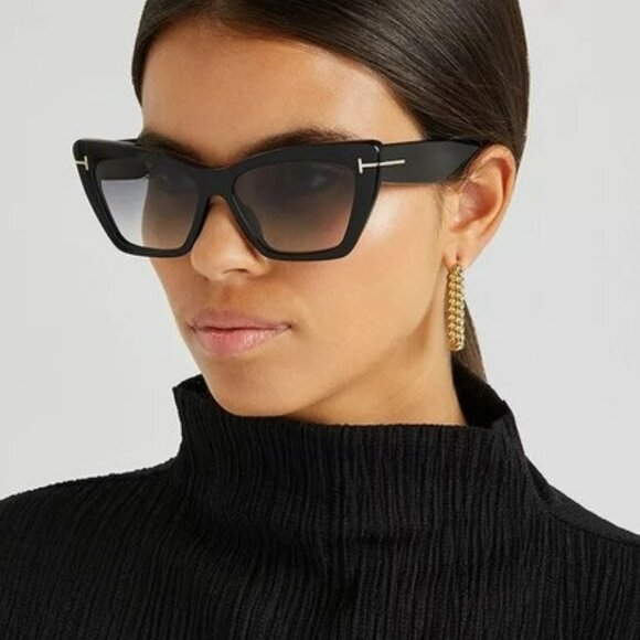 Tom Ford WYATT FT0871/S 01B Women BRAND NEW Sunglasses Black Gradient Smoke Cat main image 6